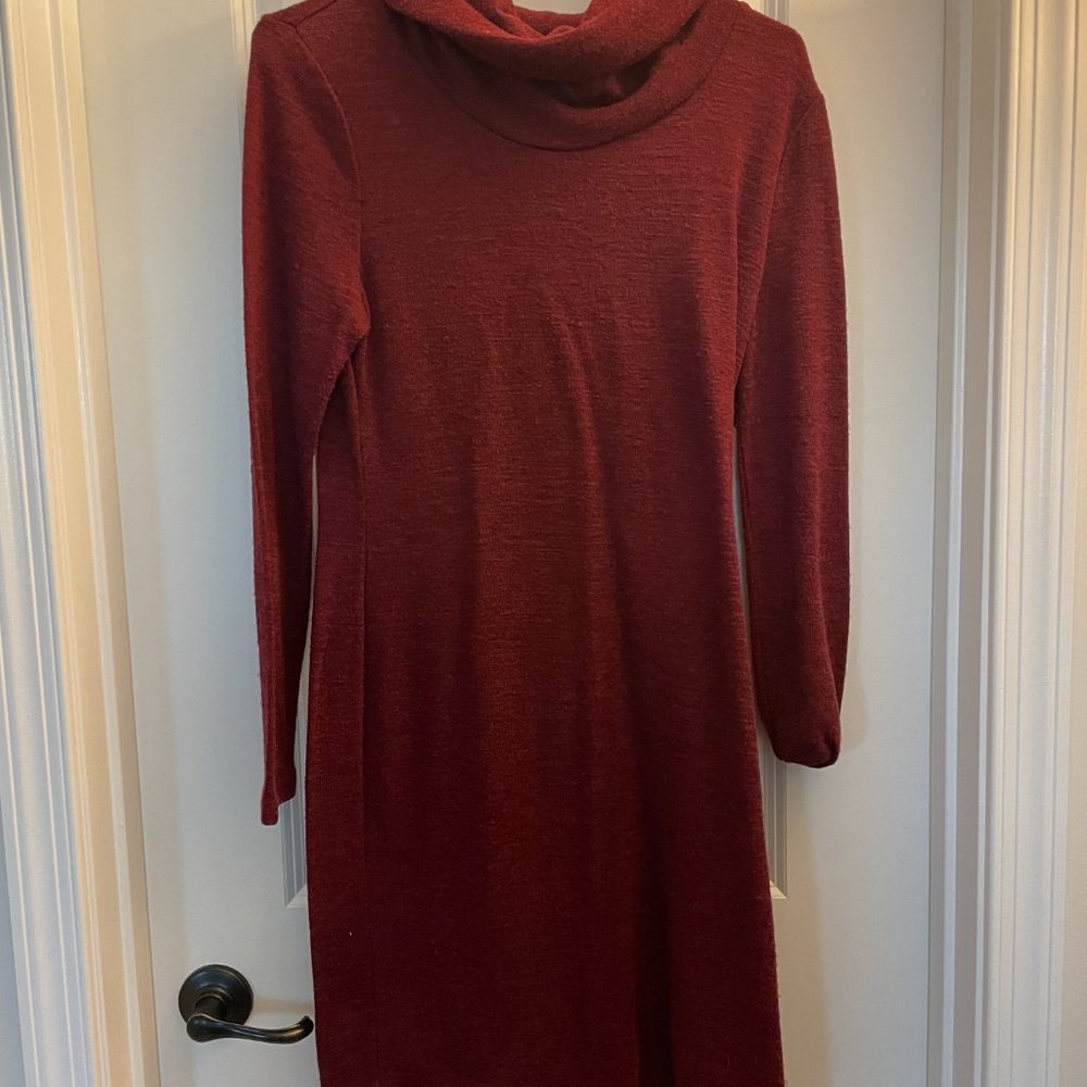 Old Navy Burgundy sweater dress - medium